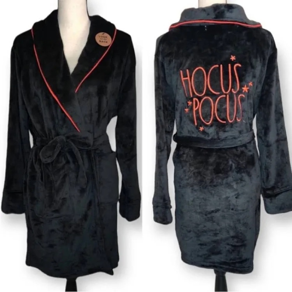 Rae Dunn Halloween “Hocus Pocus” plush robe with matching slipper “Boo” socks.